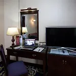 Hotel London 4*