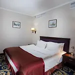 London Hotel