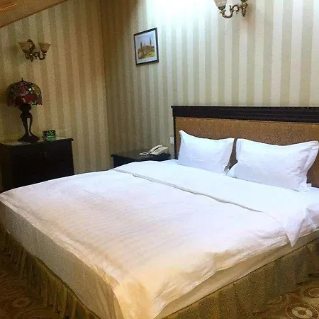 London Hotel Odessa