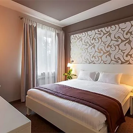 London Hotel