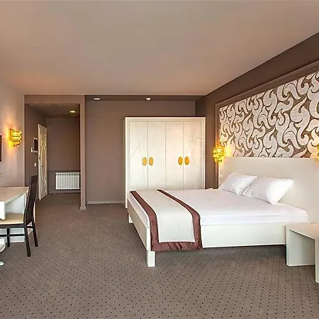 London Hotel