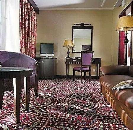 London Hotel