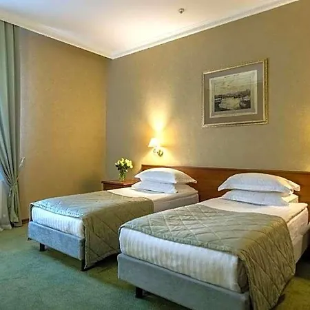 London 4* Odesa