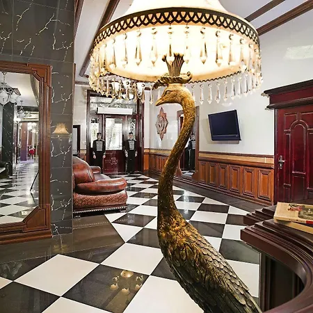 London 4* Odessa