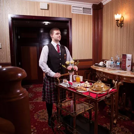 London Hotel
