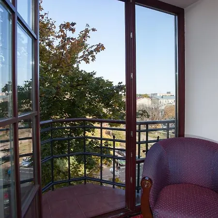 London Hotel Odessa