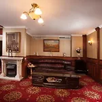 Hotel London 4*