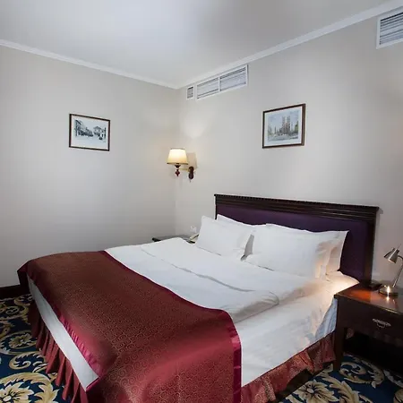 London Hotel