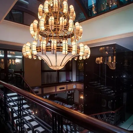 Hotel London
